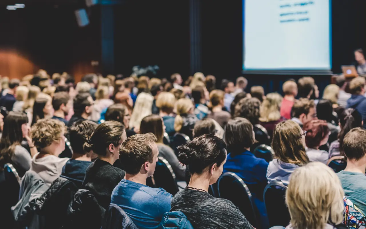 イベントで使用する