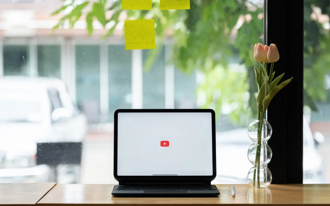 YouTube上で公開する